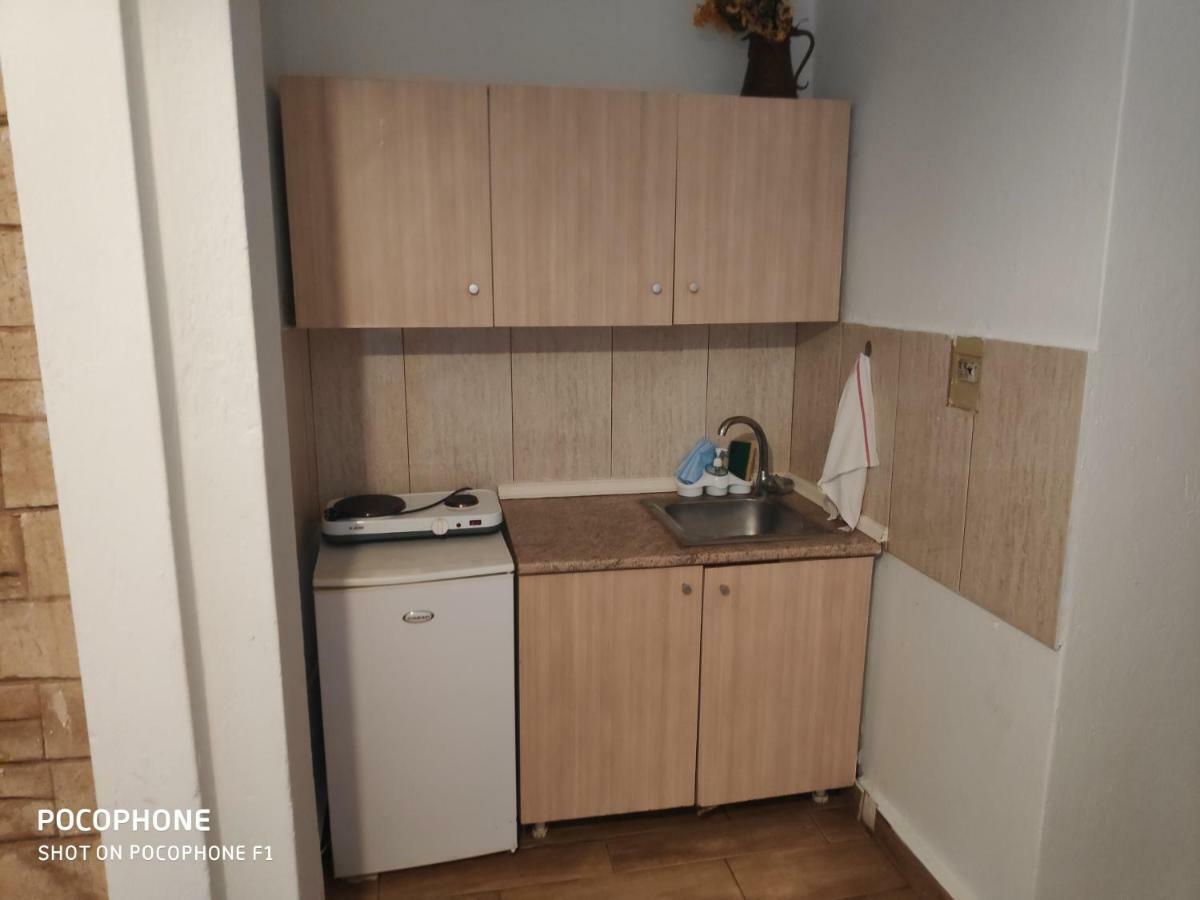 Bambola Apartments Неа-Муданія Екстер'єр фото